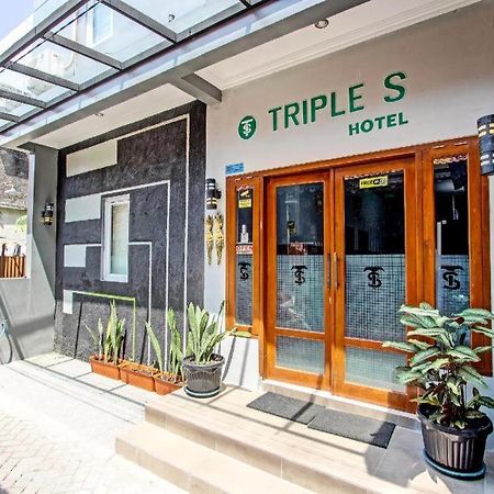 Oyo 91686 Triple S Hotel Malioboro Yogyakarta Luaran gambar