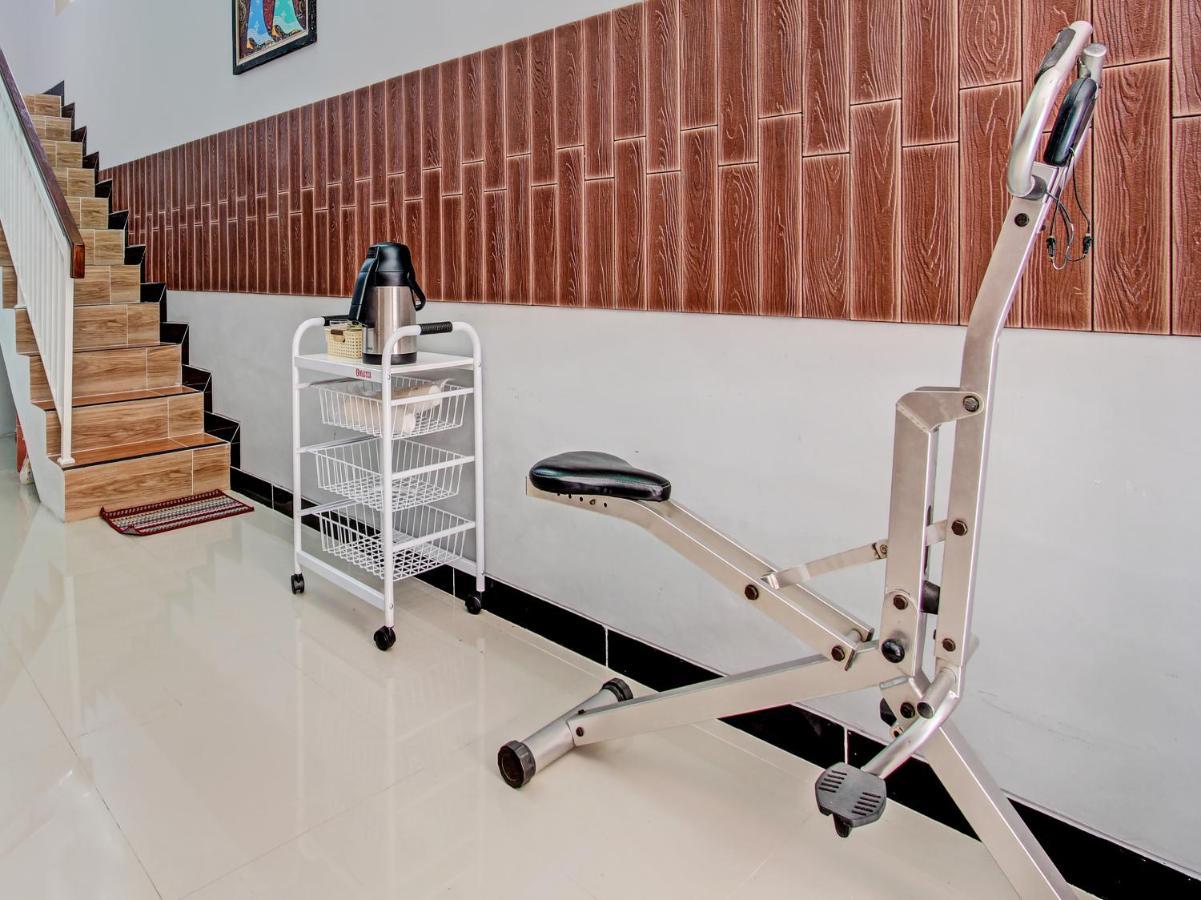 Oyo 91686 Triple S Hotel Malioboro Yogyakarta Luaran gambar
