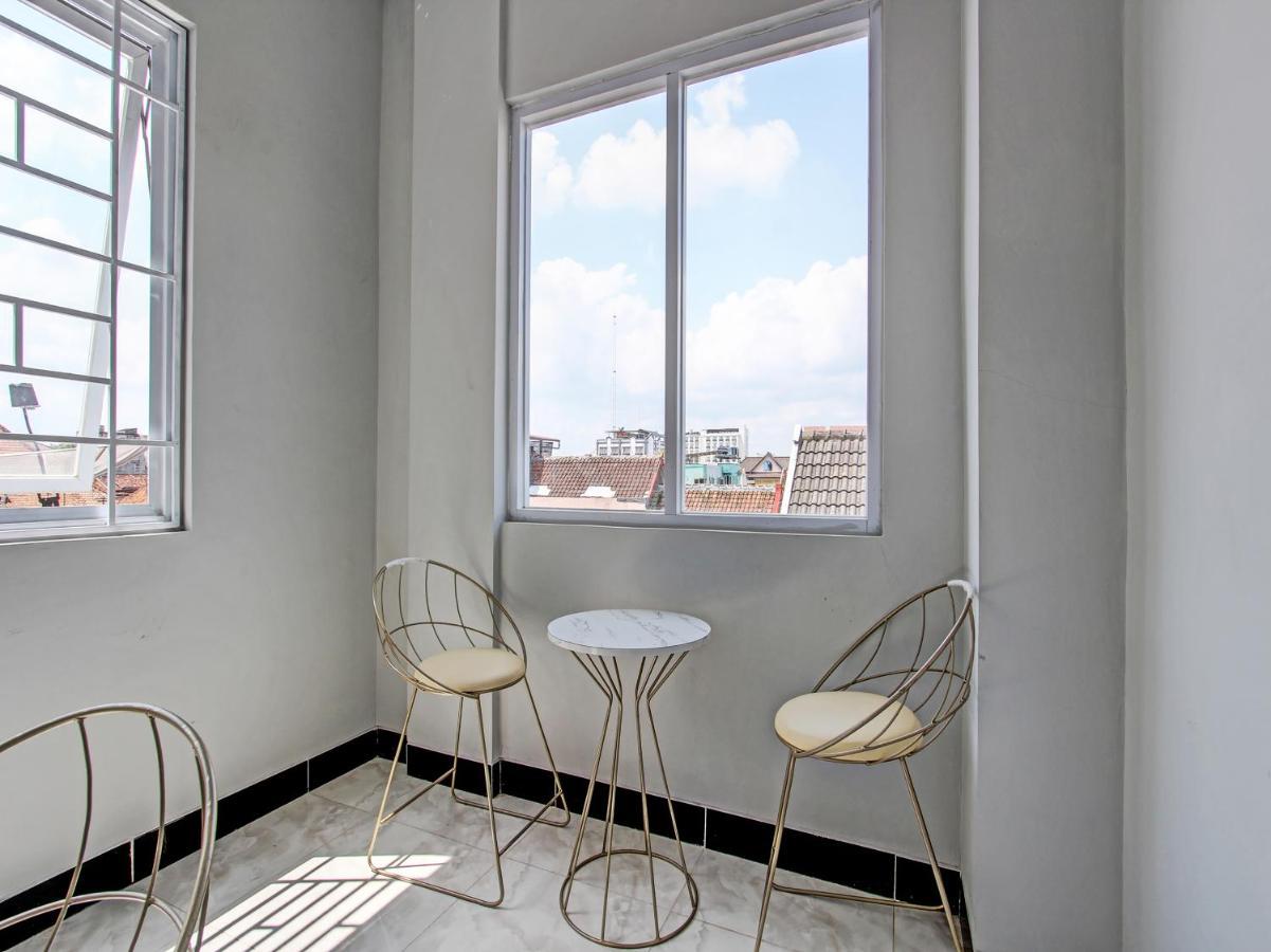 Oyo 91686 Triple S Hotel Malioboro Yogyakarta Luaran gambar