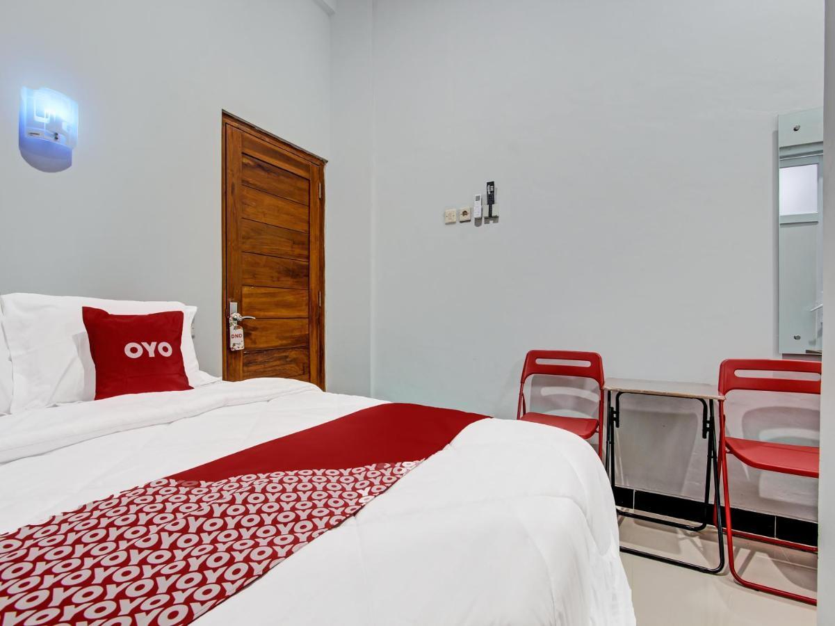 Oyo 91686 Triple S Hotel Malioboro Yogyakarta Luaran gambar