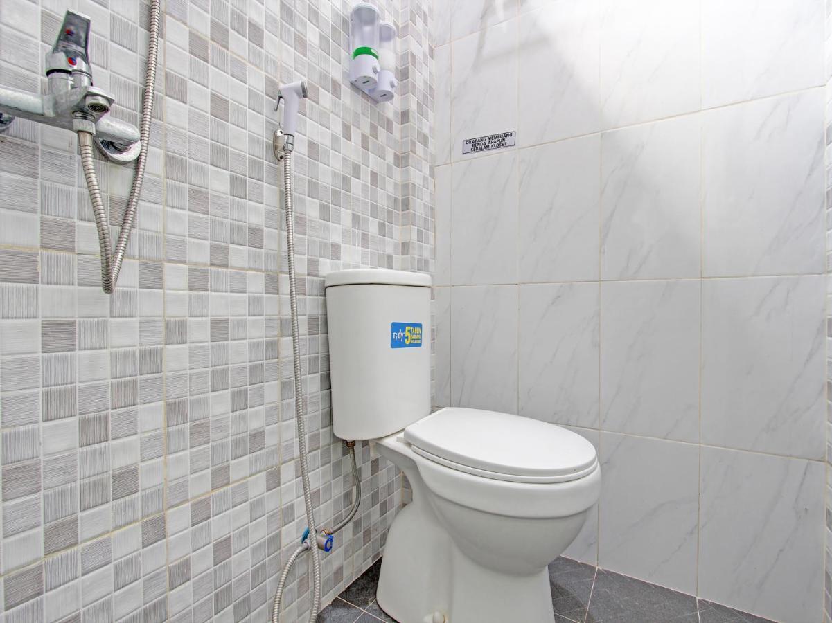 Oyo 91686 Triple S Hotel Malioboro Yogyakarta Luaran gambar