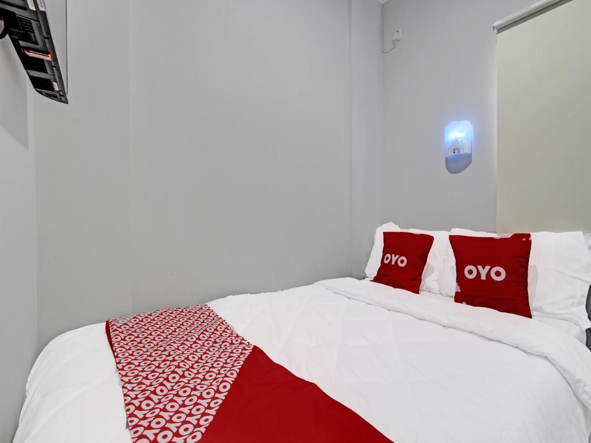Oyo 91686 Triple S Hotel Malioboro Yogyakarta Luaran gambar