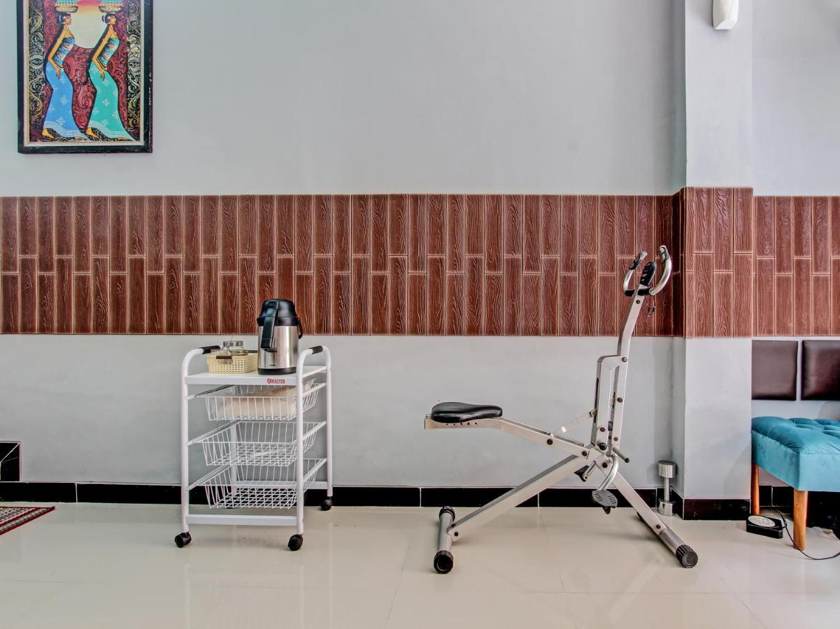 Oyo 91686 Triple S Hotel Malioboro Yogyakarta Luaran gambar